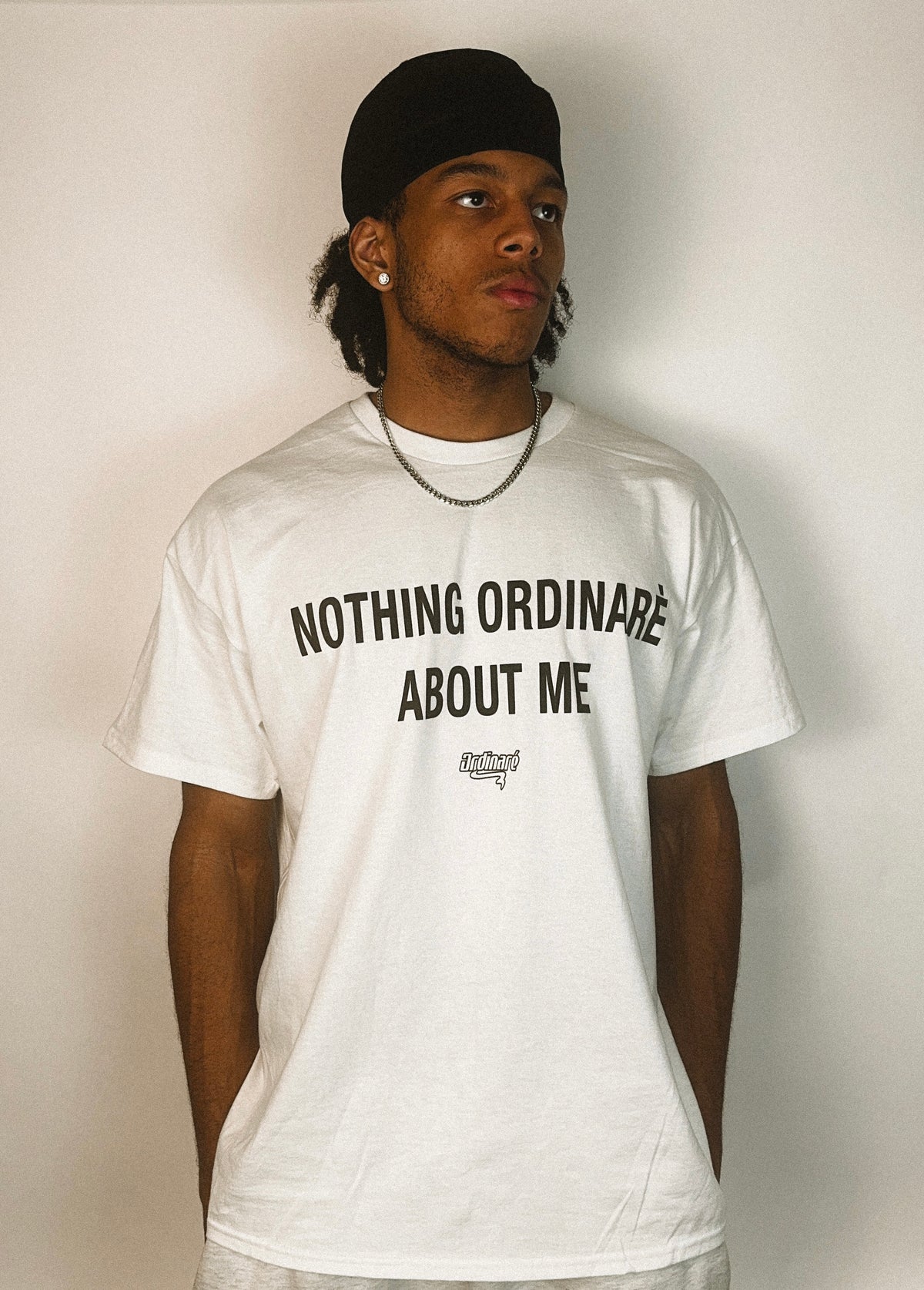 NOTHING ORDINARÉ T-Shirt